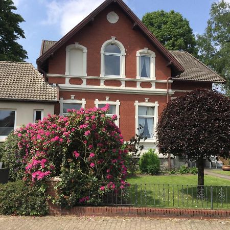 Ferienhaus Us Luett Hus Und Das Zimmer Linde Im Haupthaus Oldenburg Exteriör bild