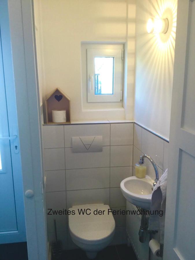 Ferienhaus Us Luett Hus Und Das Zimmer Linde Im Haupthaus Oldenburg Exteriör bild