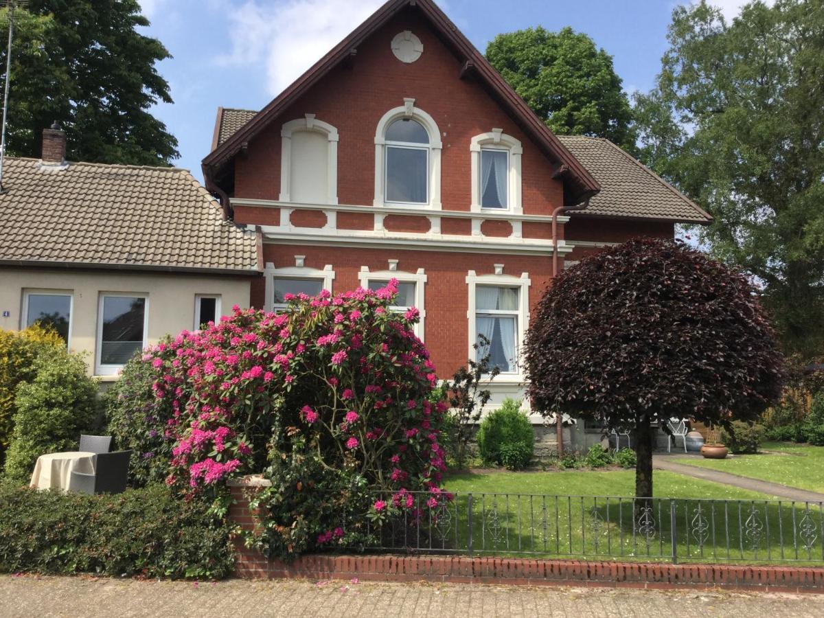 Ferienhaus Us Luett Hus Und Das Zimmer Linde Im Haupthaus Oldenburg Exteriör bild