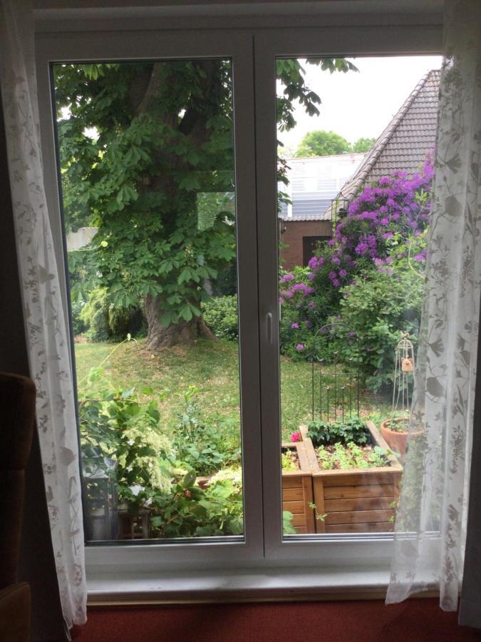 Ferienhaus Us Luett Hus Und Das Zimmer Linde Im Haupthaus Oldenburg Exteriör bild