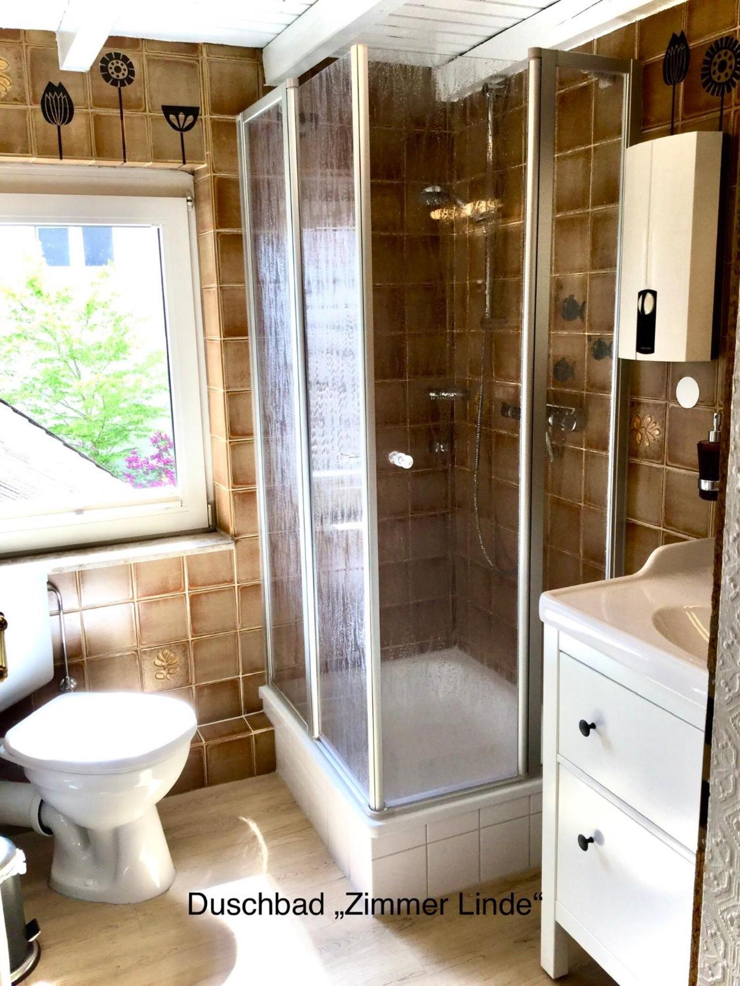 Ferienhaus Us Luett Hus Und Das Zimmer Linde Im Haupthaus Oldenburg Rum bild